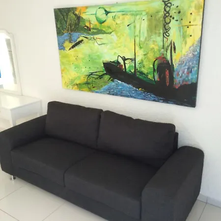 Aphentrika Apartment